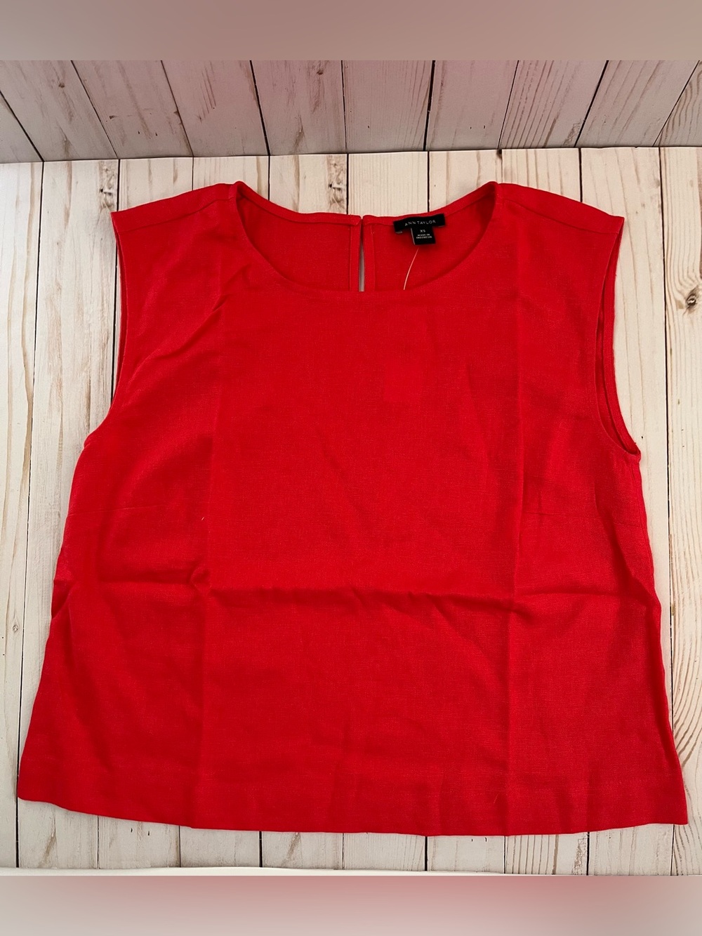 Ann Taylor Linen Blend Cropped Sleeveless Top in Smoldering Red — NWT